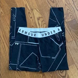 NEW UNDER ARMOUR LEGGINGS